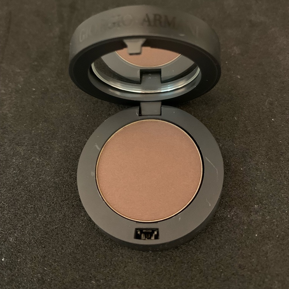 ARMANI eyeshadow single #33 NWT